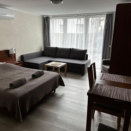 Kompleks Apartament-Serwis Krasków Exterior foto