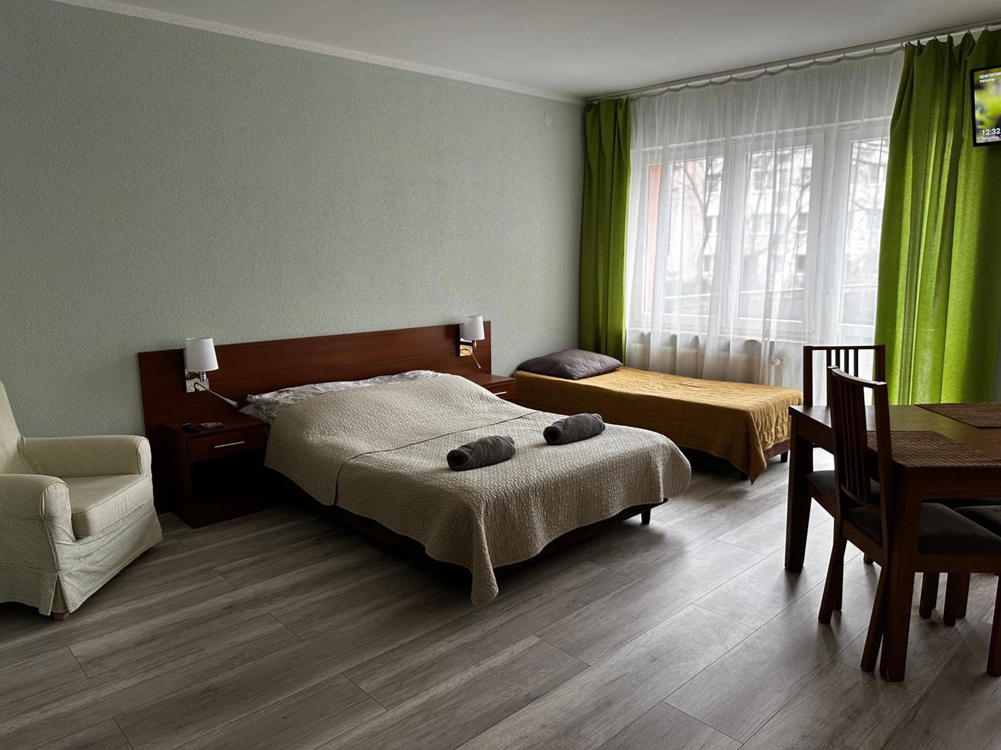Kompleks Apartament-Serwis Krasków Exterior foto