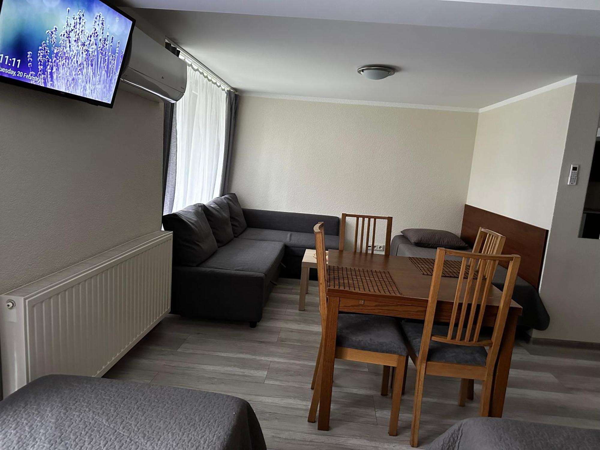 Kompleks Apartament-Serwis Krasków Exterior foto